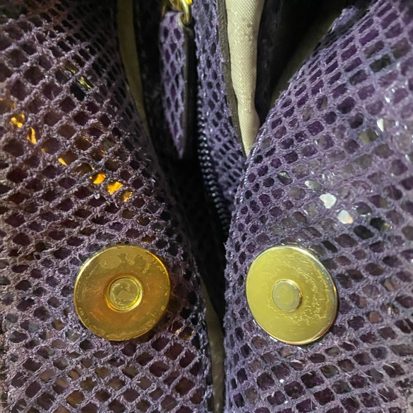 Michael Kors Chelsea Snakeskin Embossed Crossbody Shoulder Bag - Picture 8 of 11